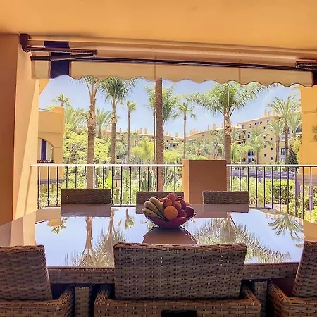 Great Apt Only 200 Mts From The Beach! Apartment