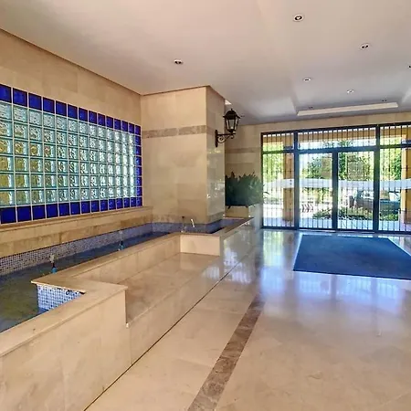 Great Apt Only 200 Mts From The Beach! * Marbella