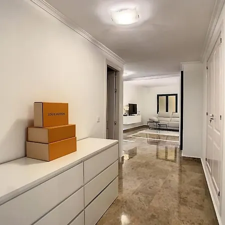 Apartment Great Apt Only 200 Mts From The Beach! Marbella