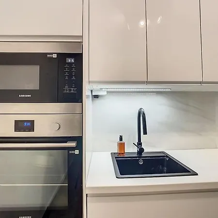 Great Apt Only 200 Mts From The Beach!